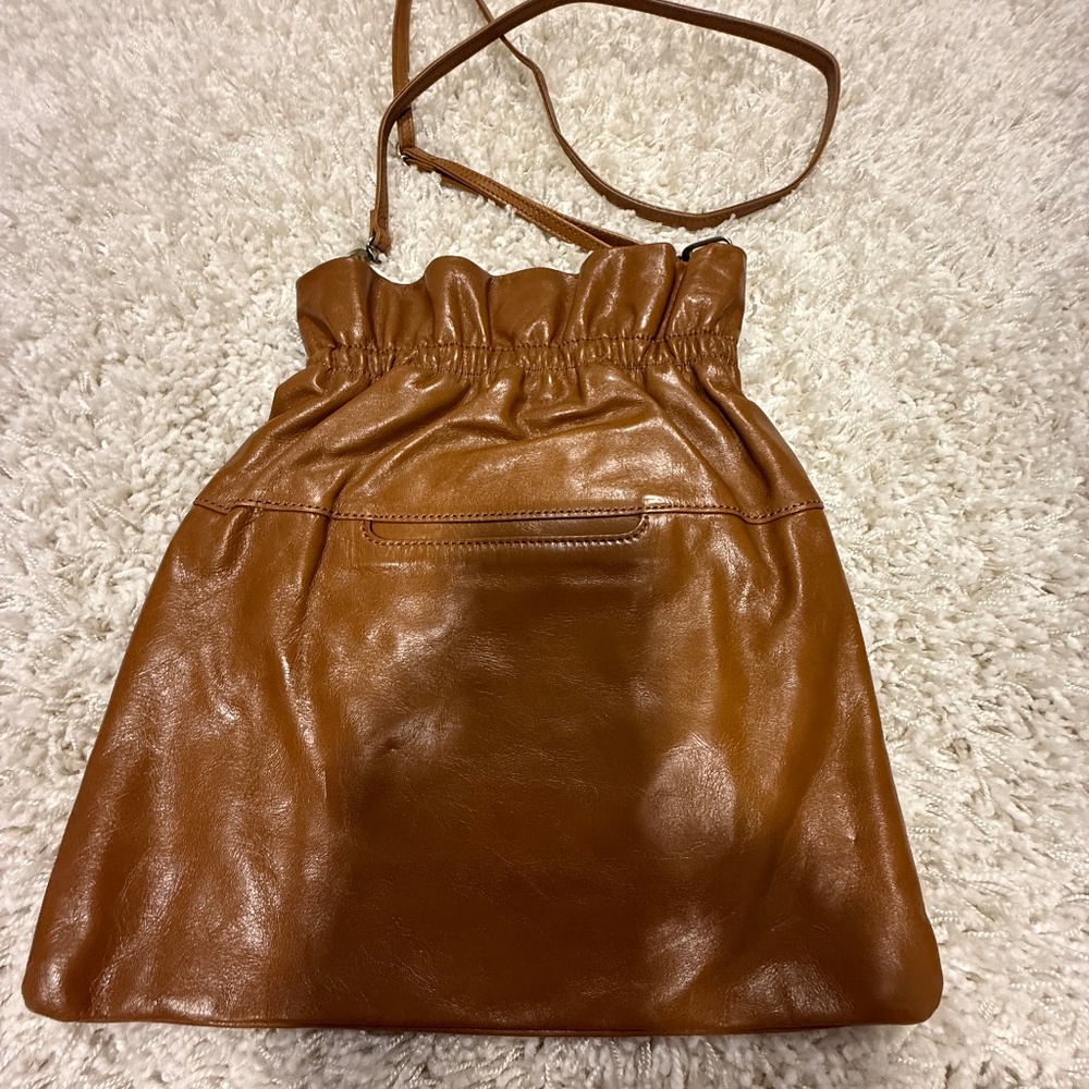 NEW!  Hobo Cinched Top Camel/Tan - Picture 4 of 6